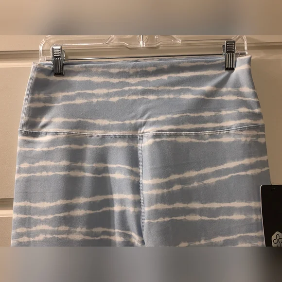 Scorpio Sol High Waisted Sky Blue Striped Tie Dye Leggings Size L - Picture 3 of 6